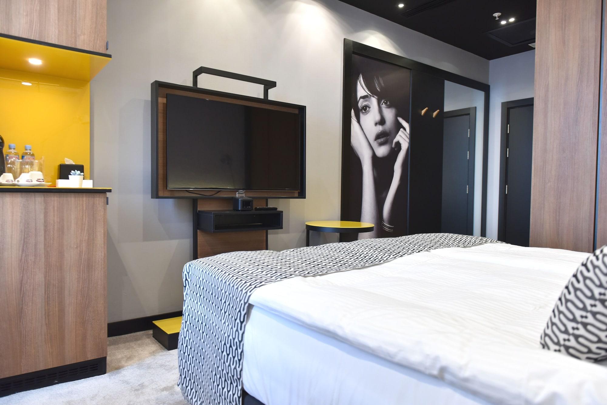 Hotel Panoramika Design&Spa Skopje Bagian luar foto
